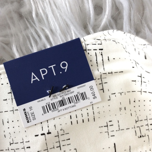 NWT Apt. 9 Abstract Studded Weekend Shorts - Picture 6 of 6